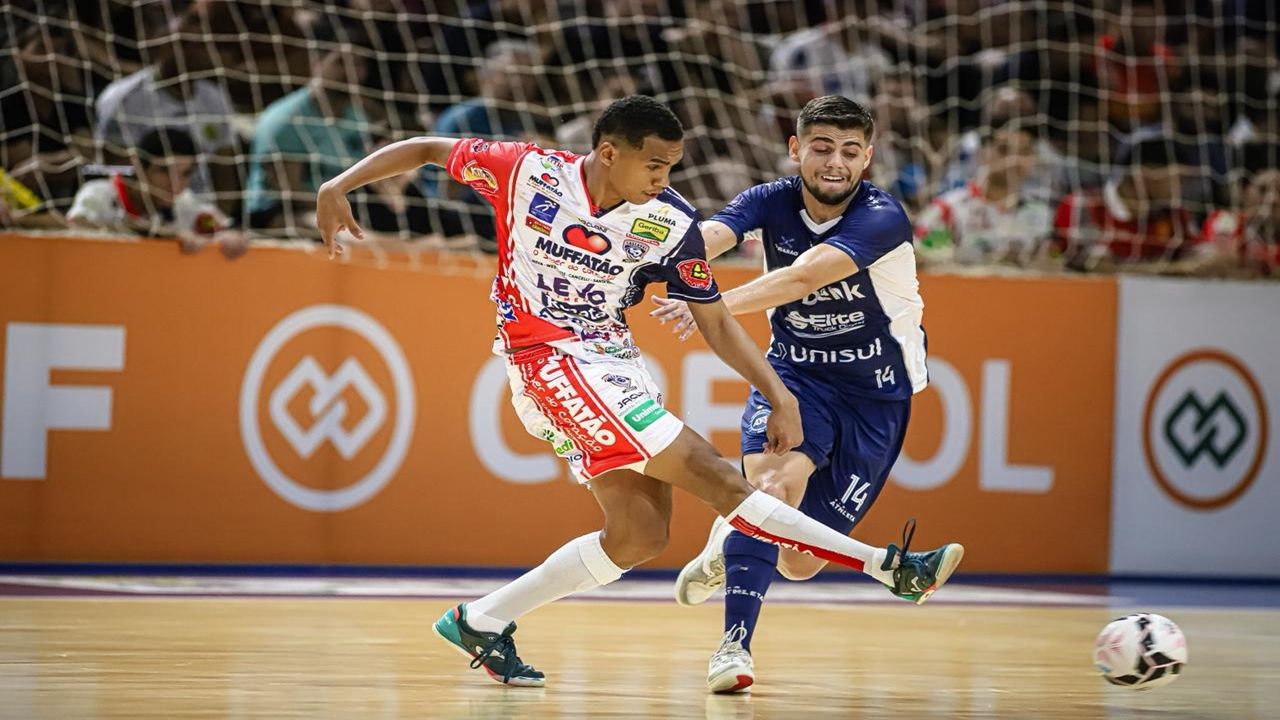 Cascavel Futsal arranca empate no último segundo contra o Tubarão na estreia da LNF 2026