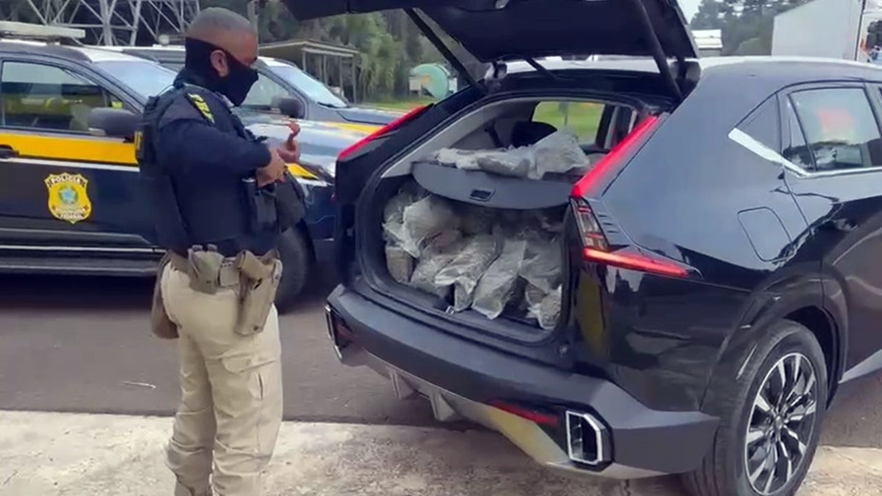 PRF apreende mais de 200 quilos de maconha durante fiscalização na BR-277, em Guarapuava