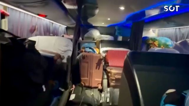 Imagem referente a notícia: Receita Federal retém mercadorias avaliadas em R$ 3 milhões em ônibus de “turismo”