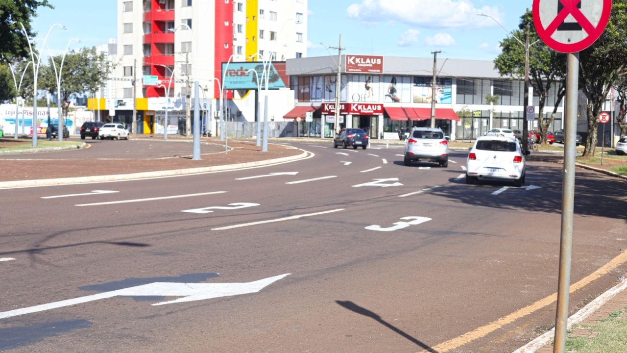 Transitar intensifica pintura viária e altera regras de circulação em pontos estratégicos de Cascavel
