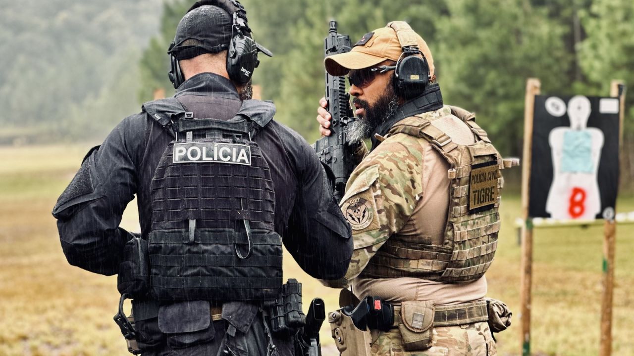 Com 750 fuzis, PCPR amplia armamento em todas as unidades do Paraná