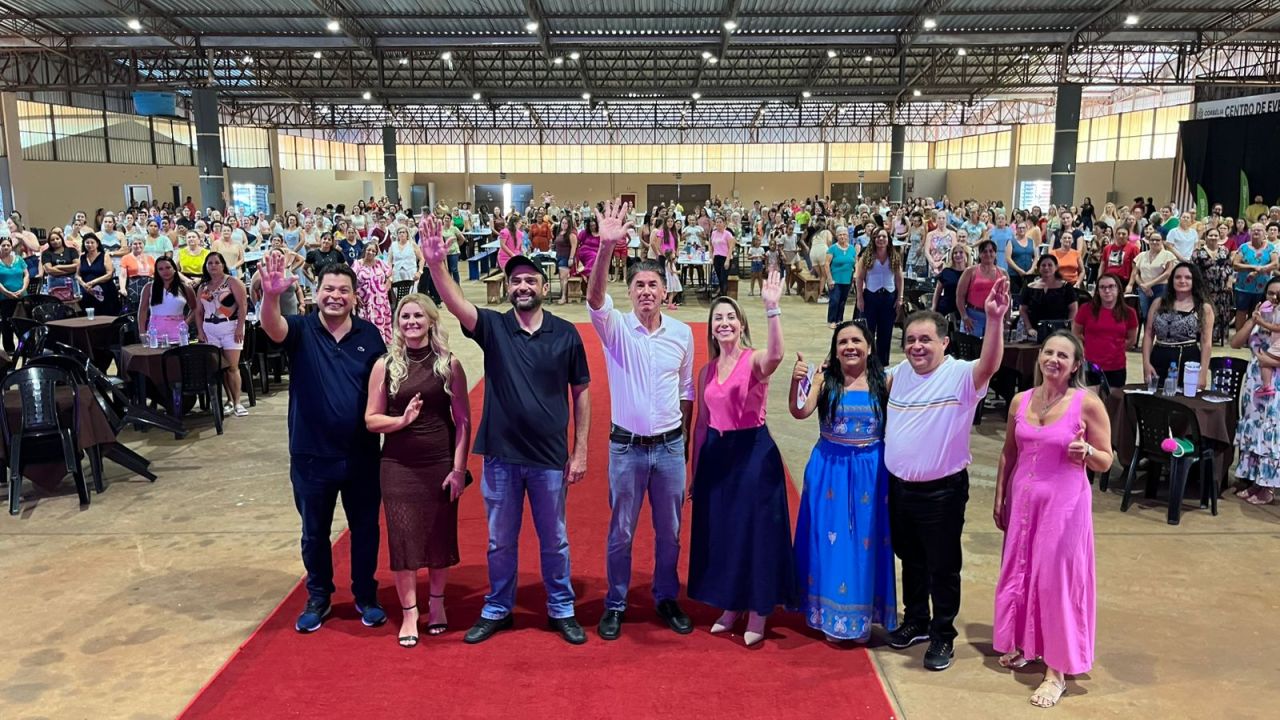 Evento do Dia da Mulher reúne cerca de 800 participantes e destaca protagonismo feminino em Corbélia