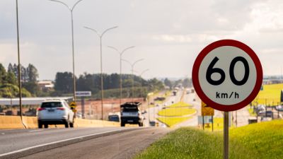 Imagem referente a notícia: EPR Iguaçu mobiliza operação especial para o feriado de Páscoa com previsão de aumento de 40% no tráfego