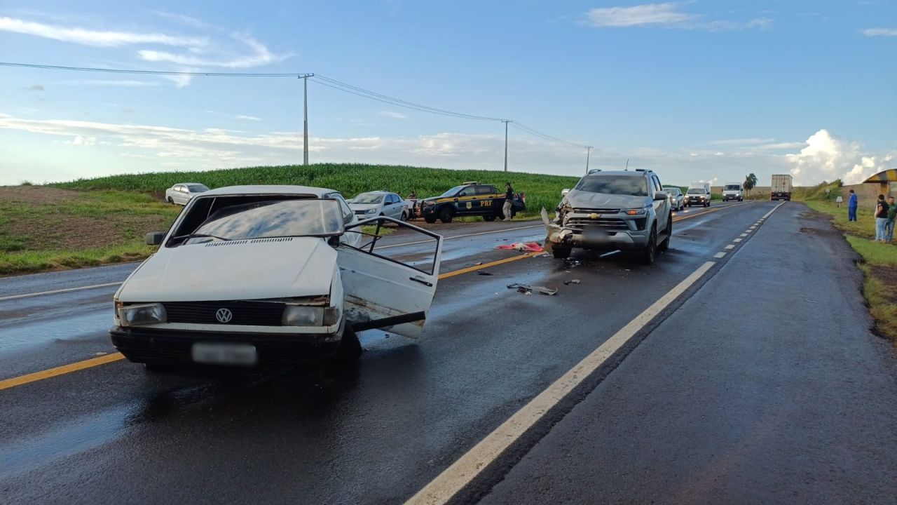 Colisão transversal na BR-373 em Chopinzinho deixa vítima com ferimentos