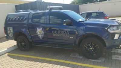 Imagem referente a notícia: Homem é preso após ameaçar enteada e causar tumulto em caso de violência doméstica em Cascavel