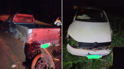 Imagem referente a notícia: Colisão transversal na PR-317 deixa dois idosos feridos em Quarto Centenário