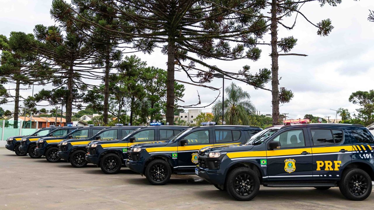 PRF no Paraná recebe 27 novas viaturas com apoio de emendas parlamentares