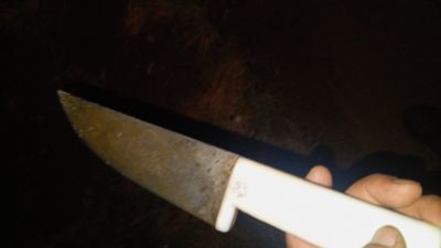 Imagem referente a notícia: Homem é preso após ameaçar pessoas com faca e resistir à abordagem policial em Nova Aurora