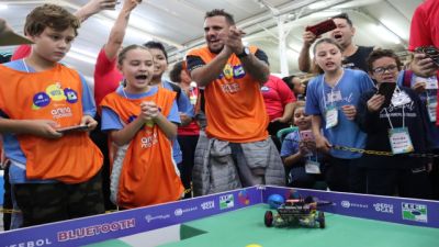 Imagem referente a notícia: Techonovação Robótica 2026 reunirá ciência, experiência tecnológica e entretenimento em Cascavel