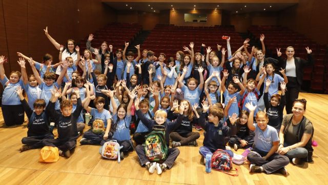 Teatro Municipal Sefrin Filho celebra 11 anos com experiência cultural para estudantes