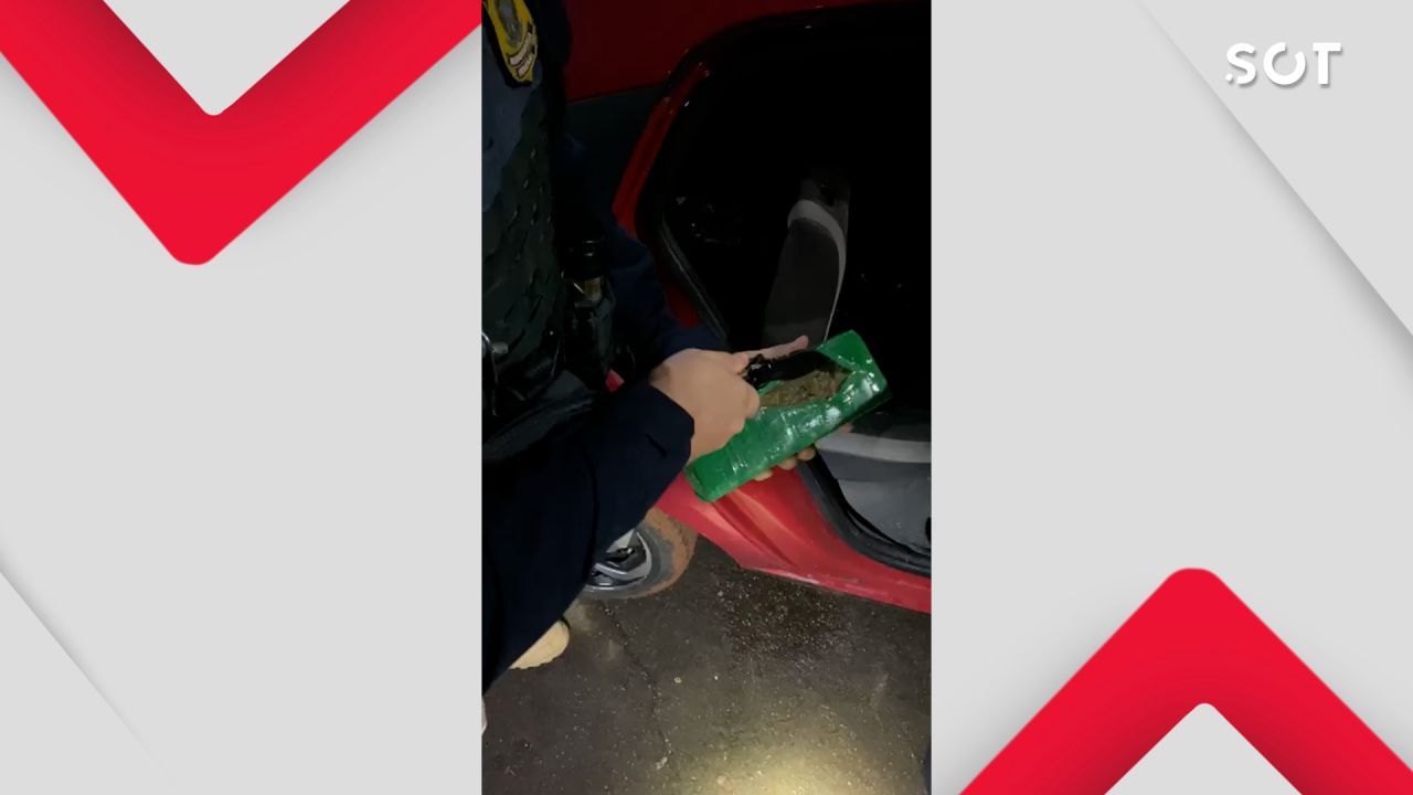 PRF apreende 100 kg de maconha após perseguição na BR-277, no oeste do Paraná