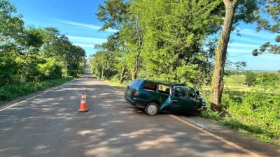 Imagem referente a notícia: Mulher fica gravemente ferida após acidente na PR-497 em São Miguel do Iguaçu