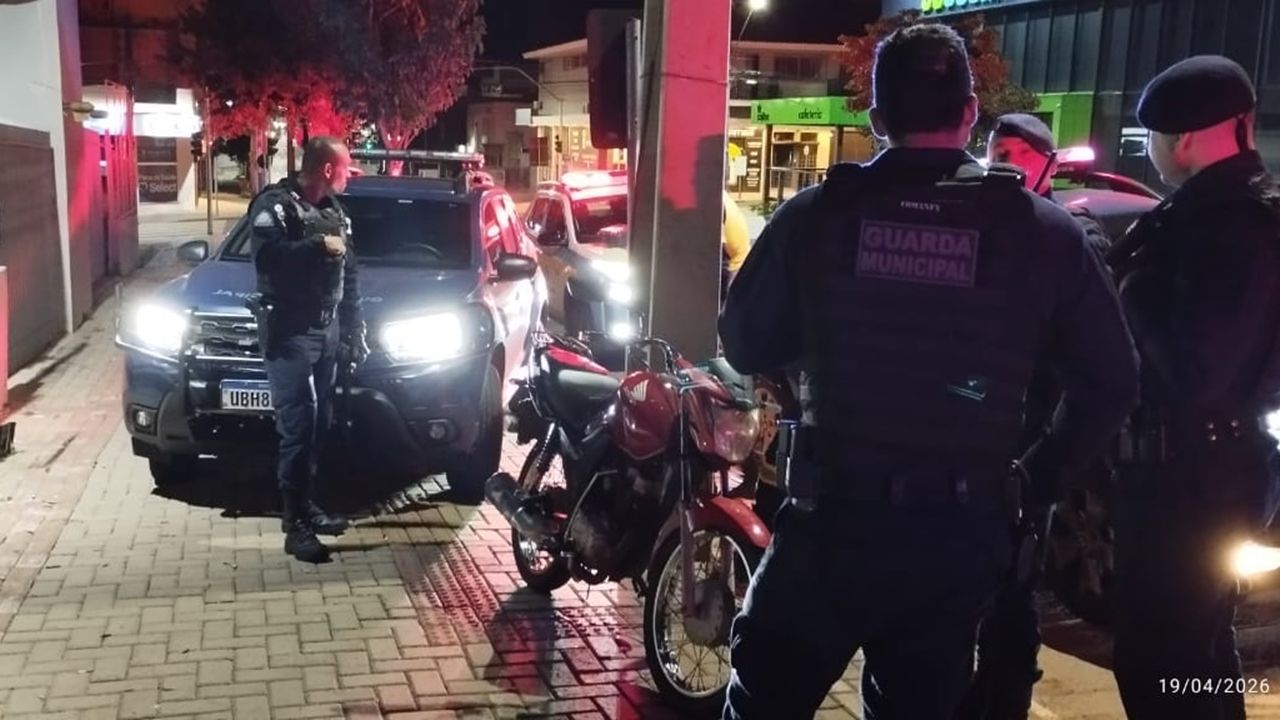 Adolescente é apreendido após fuga e direção perigosa no centro de Cascavel