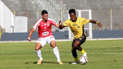 Imagem referente a notícia: FC Cascavel vence Guarany por 2 a 0 em casa na Série D 2026