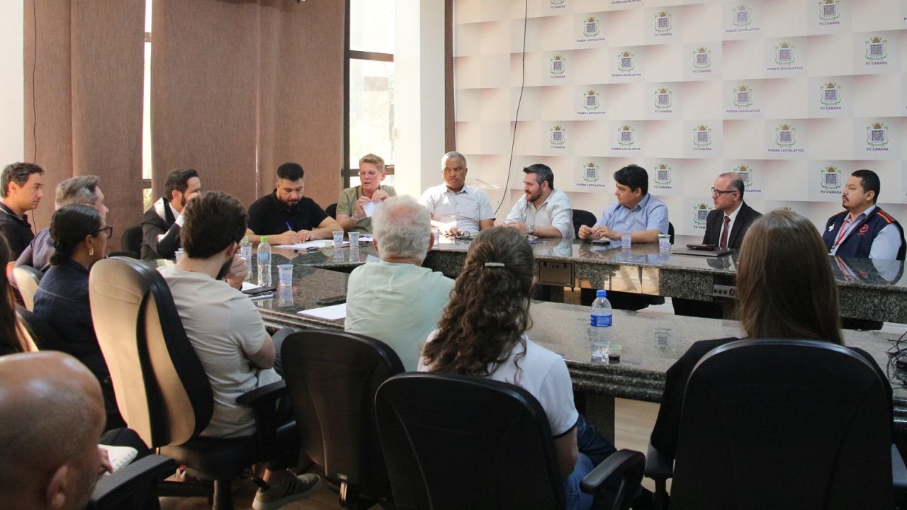 Reunião debate superlotação no HUOP e reforça defesa do hospital e ajustes na regulação