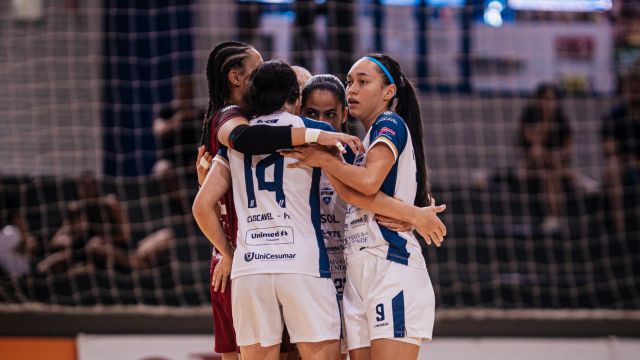 Imagem referente a notícia: Stein Cascavel Futsal vence o Medianeira em casa e mantém invencibilidade na Série Prata do Paranaense