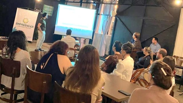 Imagem referente a notícia: Evento sobre criptomoedas reúne investidores em Cascavel e debate riscos e oportunidades do mercado digital