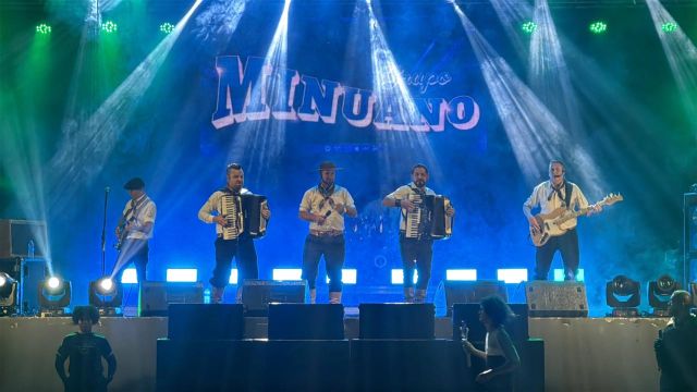 Imagem referente a notícia: Show do Trabalhador reúne mais de 300 pessoas em Corbélia com música e arrecadação solidária para APAE