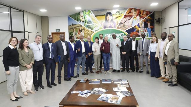 Cascavel recebe ministro do Chade para discutir cooperação na avicultura e produção agropecuária