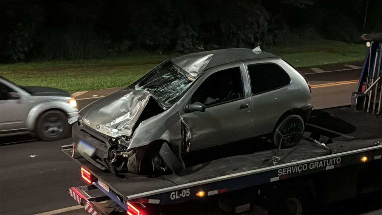 Motorista bêbado invade contramão, causa grave acidente na BR-277 e acaba preso em Cascavel