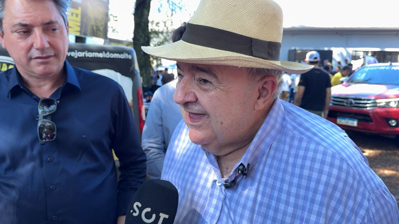 Rafael Greca participa da Festa do Trabalhador em Cascavel e apresenta propostas para o Paraná