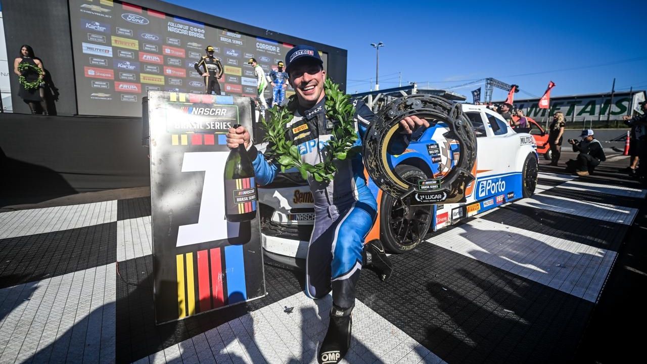 NASCAR Brasil: Nicolas Costa vence a corrida deste domingo em Cascavel