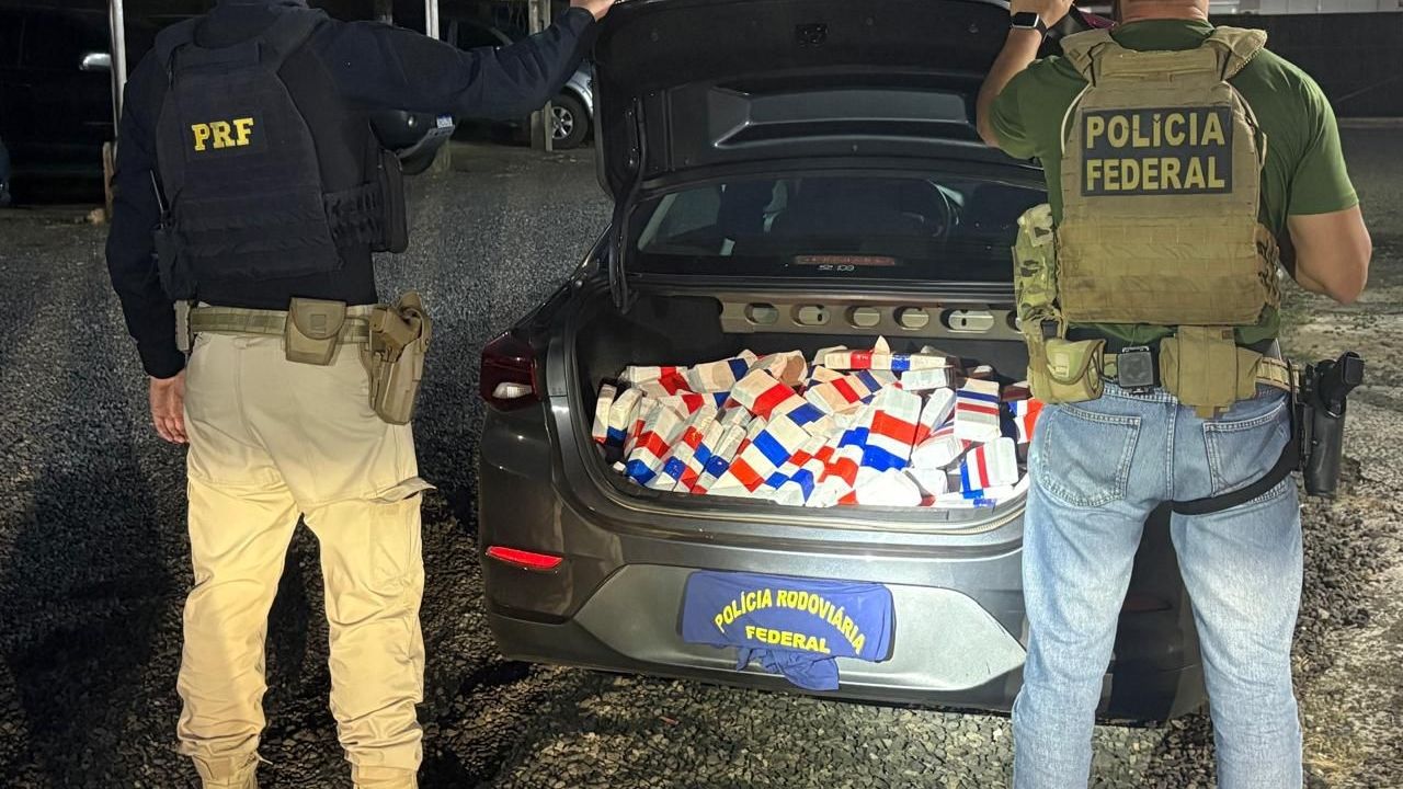 PRF e PF apreendem mais de 150 quilos de maconha e prendem dois suspeitos em Irati