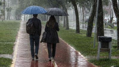 Paraná terá fim de semana cinzento com risco de tempestades, prevê Simepar