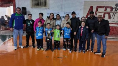 Imagem referente a notícia: Toledo sedia Copa NFP Escolinhas 2026 e reúne mais de 500 jovens atletas