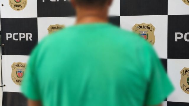 Imagem referente a notícia: Tablet furtado de empresa é recuperado pela Polícia Civil em Cascavel; homem é preso por receptação