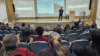Imagem referente a notícia: Delegacia da Receita Federal em Cascavel destaca potencial do Porto Seco durante evento da indústria