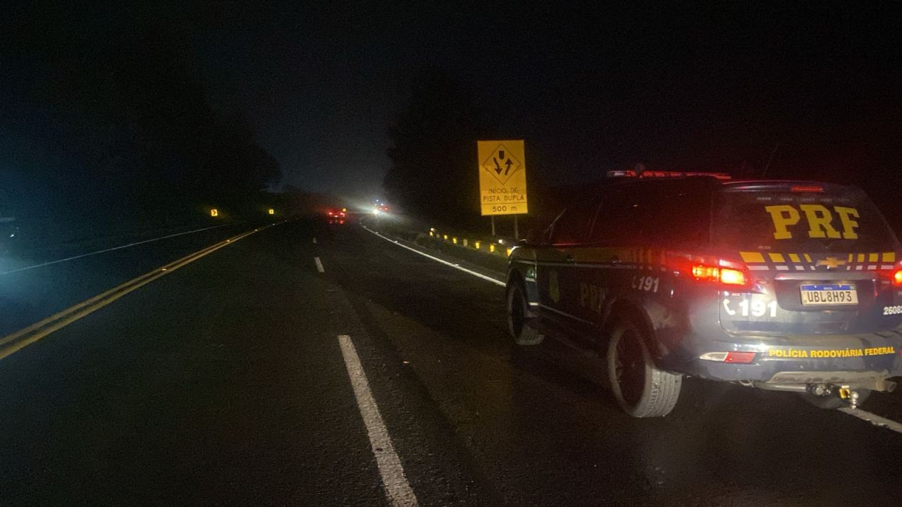Homem morre após atropelamento na BR-376 em Ortigueira; motorista foge sem prestar socorro