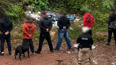 Imagem referente a notícia: Operação integrada mobiliza forças de segurança e mira tráfico de drogas no Bairro Cancelli, em Cascavel