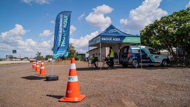 Imagem referente a notícia: Após mais de 660 atendimentos, EPR Iguaçu amplia operação com nova Unidade Itinerante do Pedágio Eletrônico