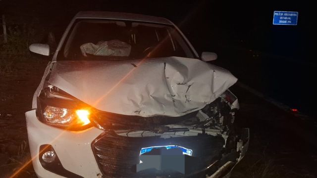 Colisão frontal deixa motorista ferido na PR-468 em Moreira Sales