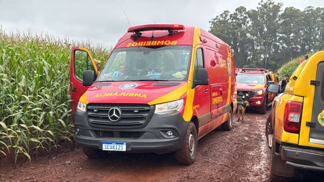 Imagem referente a notícia: Homem é encontrado baleado em milharal e mobiliza equipes do Corpo de Bombeiros em Cascavel