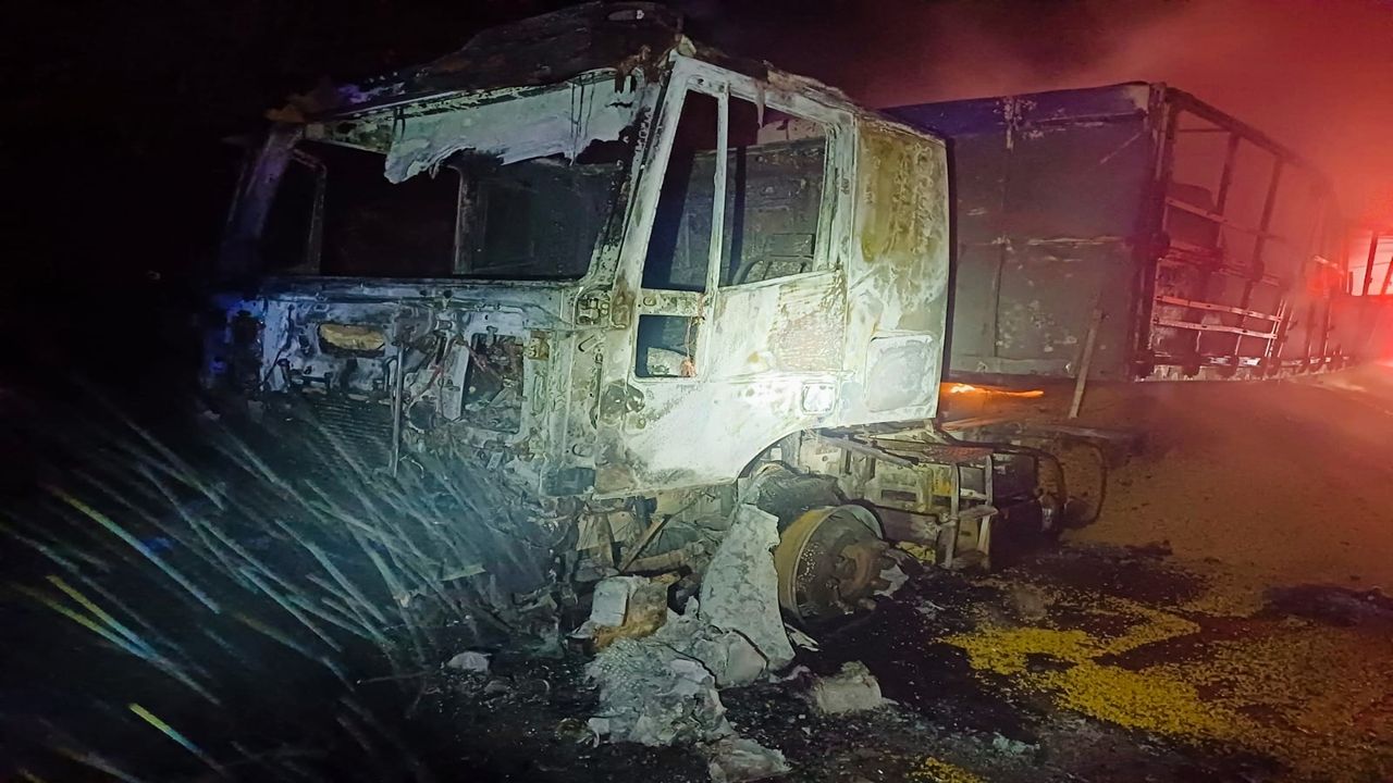 Caminhão em chamas na BR-277 causa interdição e gera lentidão na Serra do Mar