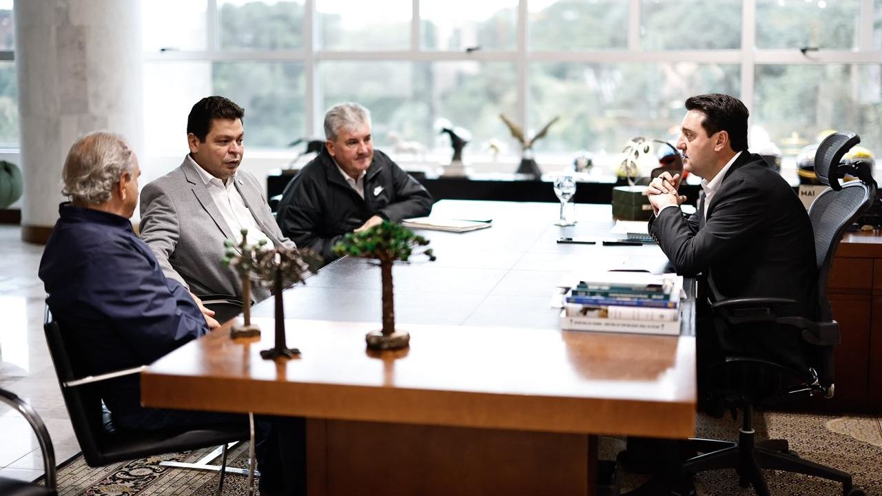 Ratinho Junior, Gugu Bueno e Renato Silva alinham entrega do Condomínio do Idoso e investimentos para Cascavel