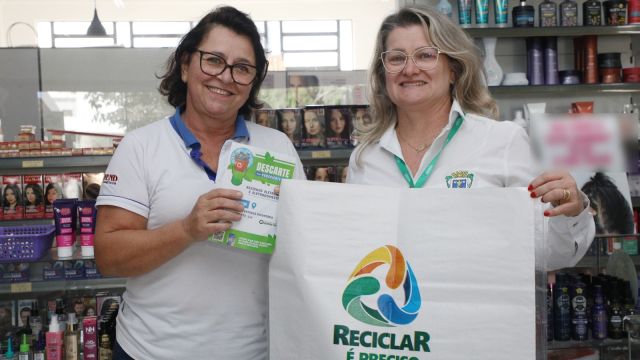 Imagem referente a notícia: Coleta de recicláveis no Calçadão terá mudanças a partir de segunda-feira (25)