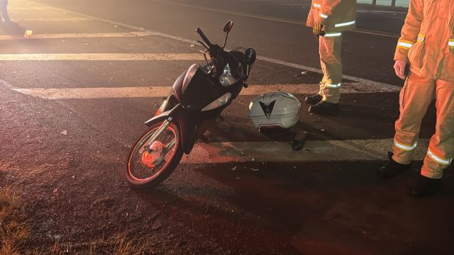 Imagem referente a notícia: Mulher de 63 anos sofre amnésia após acidente entre carro e moto na BR-277, em Cascavel