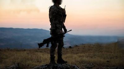 Imagem referente à notícia: Soldado morre após mal súbito durante treinamento físico no 15º B Log