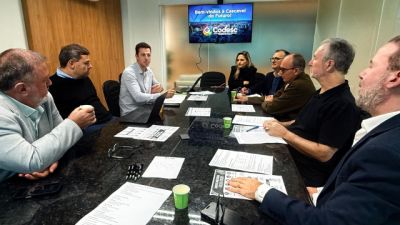 Imagem referente à notícia: CODESC prepara Assembleia Geral e debate pautas estratégicas para o futuro de Cascavel