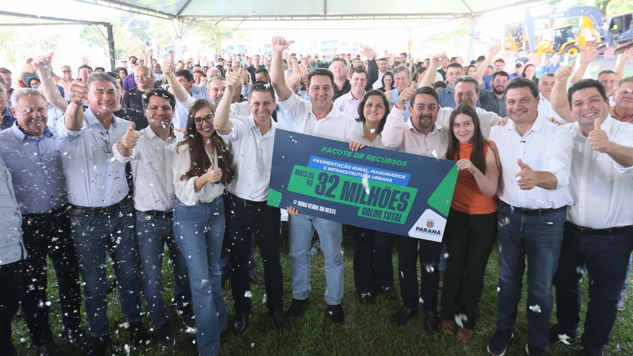 Ratinho Junior anuncia R$ 19,7 milhões para pavimentação rural em Ouro Verde do Oeste