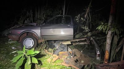 Imagem referente à notícia: Motorista fica ferido após acidente com veículo na PR-585 em São Pedro do Iguaçu