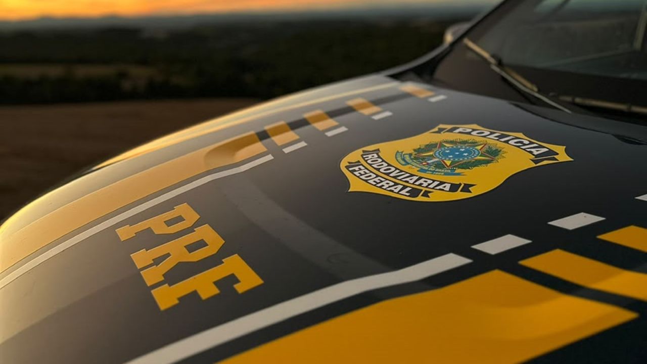 PRF encaminha pai à Polícia Civil por abandono de incapaz após deixar filho de 11 anos sozinho em Irati