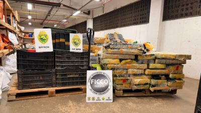 Imagem referente a notícia: Mais de uma tonelada de maconha é apreendida em carreta durante operação integrada em Foz do Iguaçu