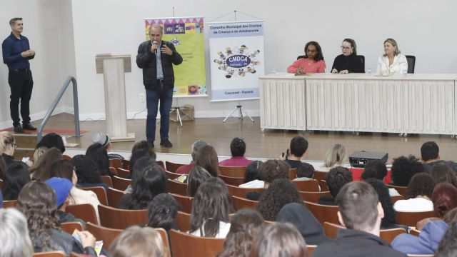 9ª Conferência Municipal debate fortalecimento dos direitos da criança e do adolescente em Cascavel