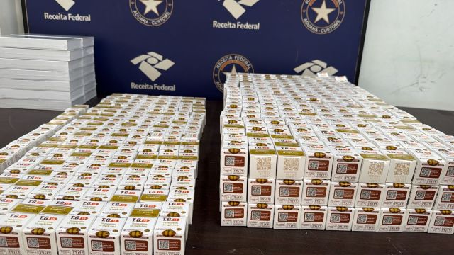 Receita Federal apreende medicamentos emagrecedores avaliados em R$ 330 mil na Ponte da Amizade