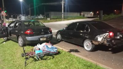 Imagem referente à notícia: Motorista embriagado e sem CNH é preso após causar colisão traseira em Cascavel