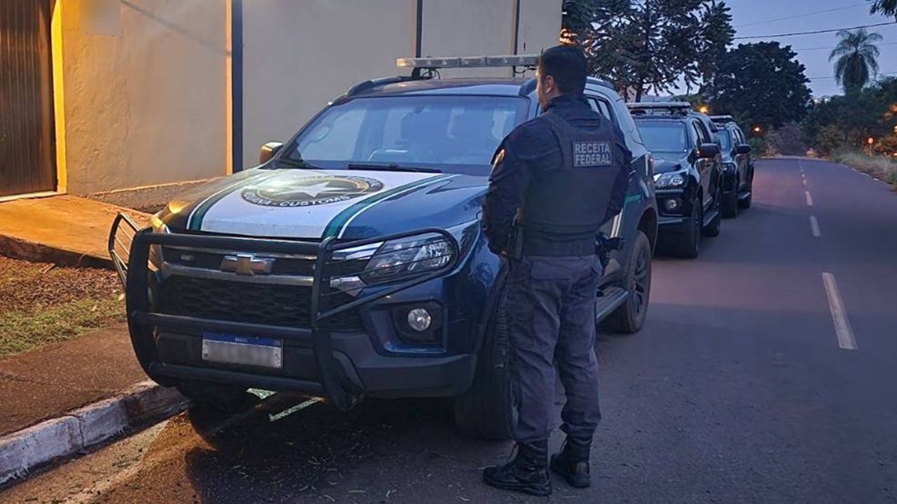 Operação Sicarius mira grupo que movimentou R$ 375 milhões com contrabando na fronteira do Paraná